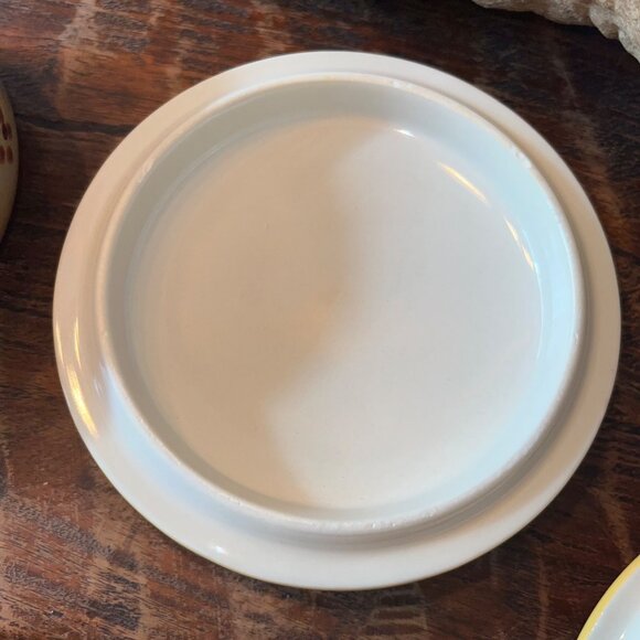 Two Temp-Tations Old World Yellow Individual Casserole & Lid - Picture 11 of 11